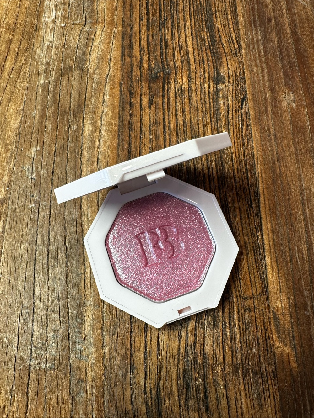 Fenty Beauty Rose-Pink Shimmer Highlighter